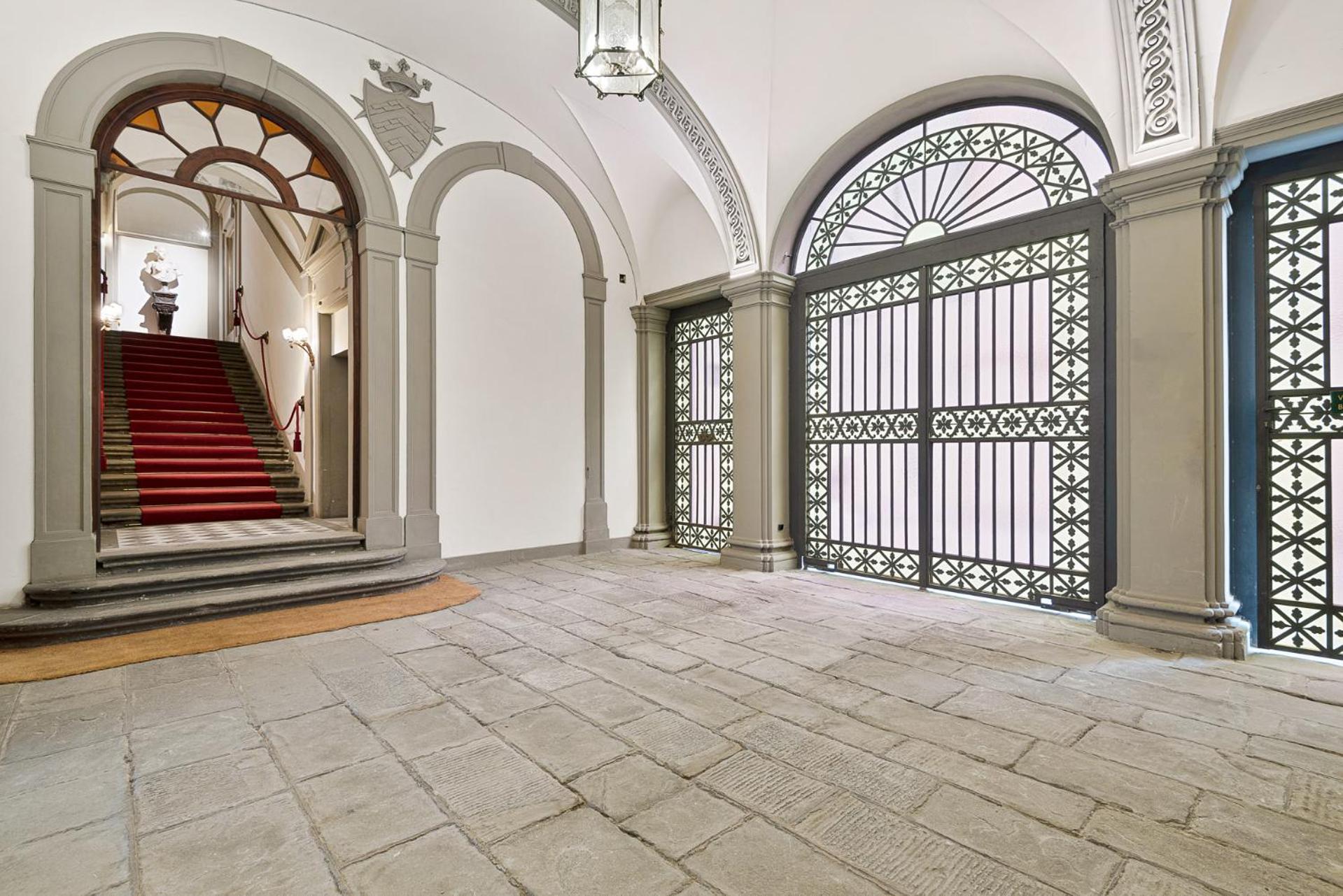 Tornabuoni Living - Luxury Apartments Collection Florence Exterior photo